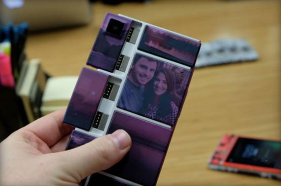 谷歌發(fā)布首款模塊化手機(jī)Spiral 2(圖1)