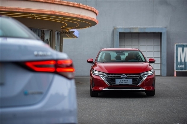家轎銷量王坐不住了！東風日產軒逸至高直降2萬元：殺入10萬內