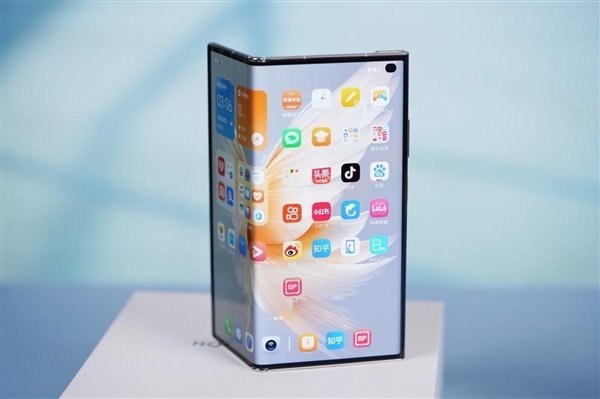 可連續(xù)彎折20萬次以上！榮耀V Purse確認采用京東方屏幕