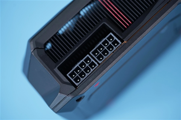 特供中國內地！AMD RX 7900 GRE顯卡圖賞