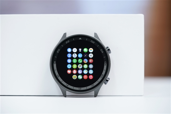 體驗媲美手機！一加手表2圖賞