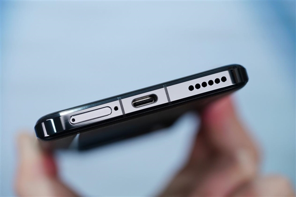 鷹眼相機設計更靈動！榮耀Magic6至臻版圖賞