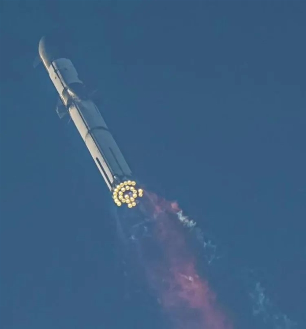 吹成藝術品的星艦第三代發動機：被網友說像放屁槍