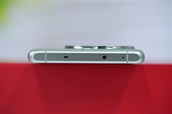 榨干第三代驍龍8！一加Ace 3 Pro綠野素青圖賞