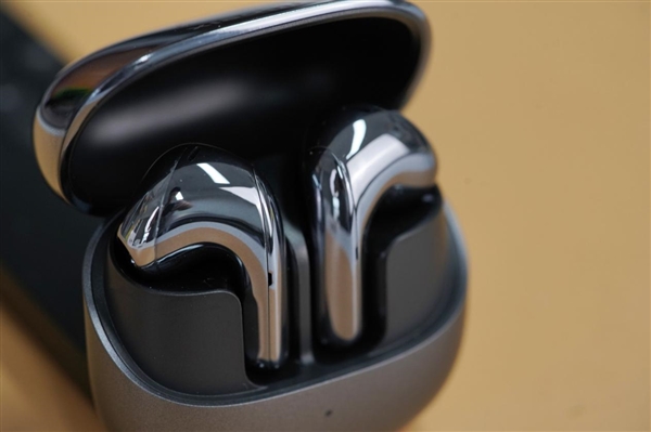 全鏈路無損！小米Buds 5真無線耳機圖賞