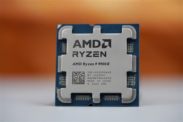 功耗大降30%!AMD銳龍9 9950X/9900X處理器圖賞(圖11) 功耗大降30%!AMD銳龍9 9950X/9900X處理器圖賞