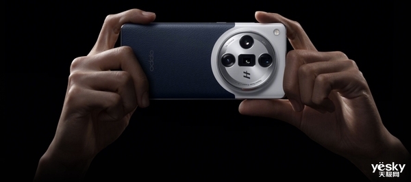 天璣之王穩(wěn)了!OPPO Find X8系列關(guān)鍵參數(shù)盤點(diǎn)(圖1) 天璣之王穩(wěn)了!OPPO Find X8系列關(guān)鍵參數(shù)盤點(diǎn)