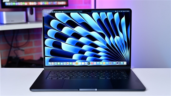 蘋果第一款M4筆記本來了!曝M4 MacBook Pro今年秋季亮相(圖1) 蘋果第一款M4筆記本來了!曝M4 MacBook Pro今年秋季亮相