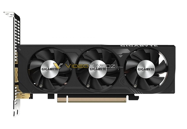 太殘暴了!半高式刀卡的RTX 4060居然用三個風扇(圖2) 太殘暴了!半高式刀卡的RTX 4060居然用三個風扇